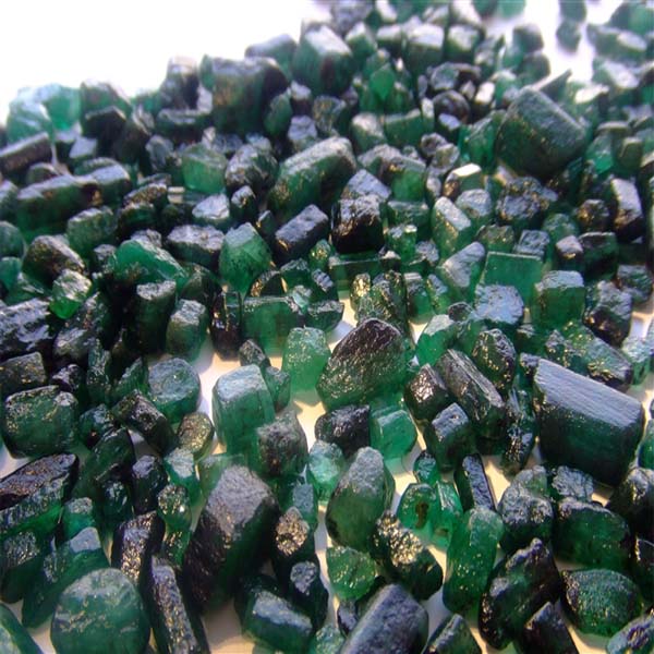 Emerald Sakota 4